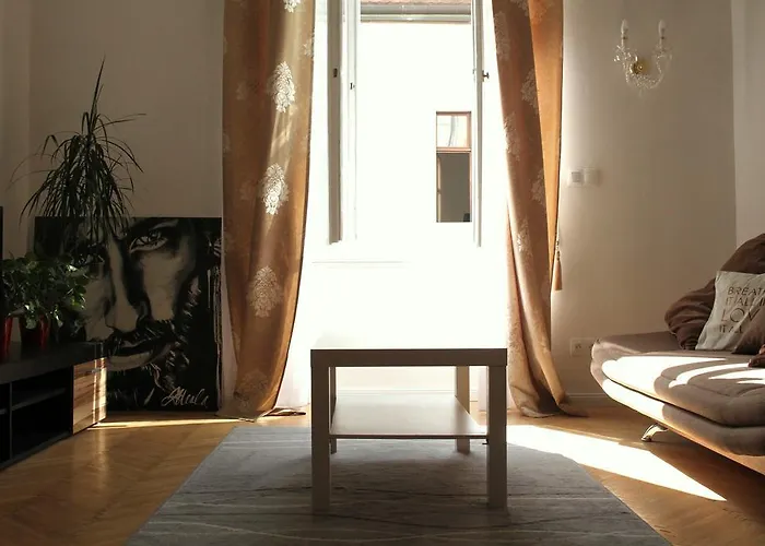 Paul's Palace - Absolute Center! דירה