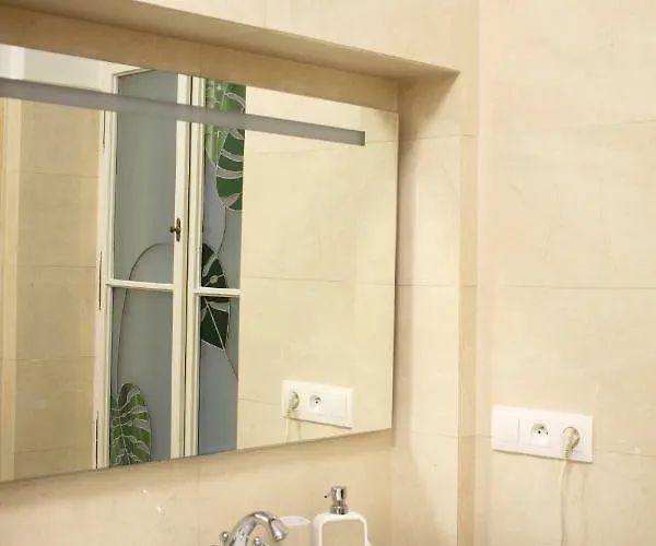 Paul's Palace - Absolute Center! * ברטיסלאבה